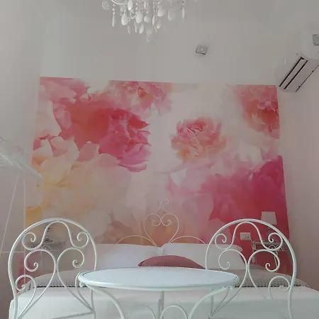 Le Dei Fiori Πανσιόν 4*