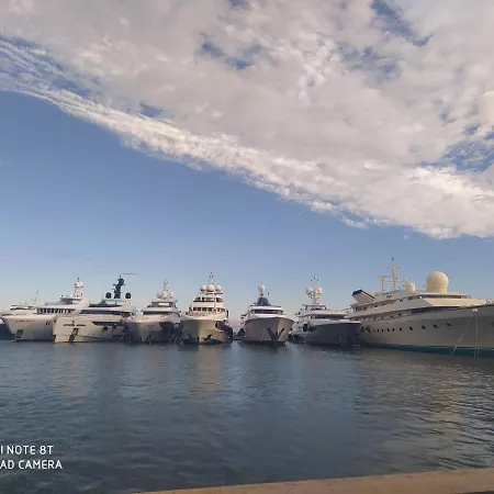 בית הארחה Le Dei Fiori 4*