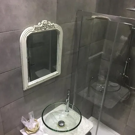 בית הארחה Le Dei Fiori סנרמו