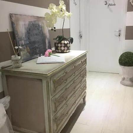 Le Dei Fiori בית הארחה